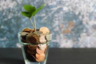 英国黄金期货最新行情分析图？